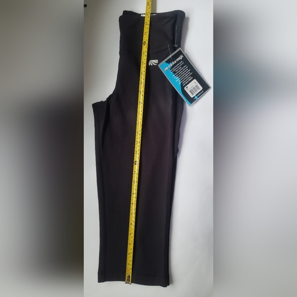 Marika Magic Tummy Control Capri Size S - Picture 5 of 11